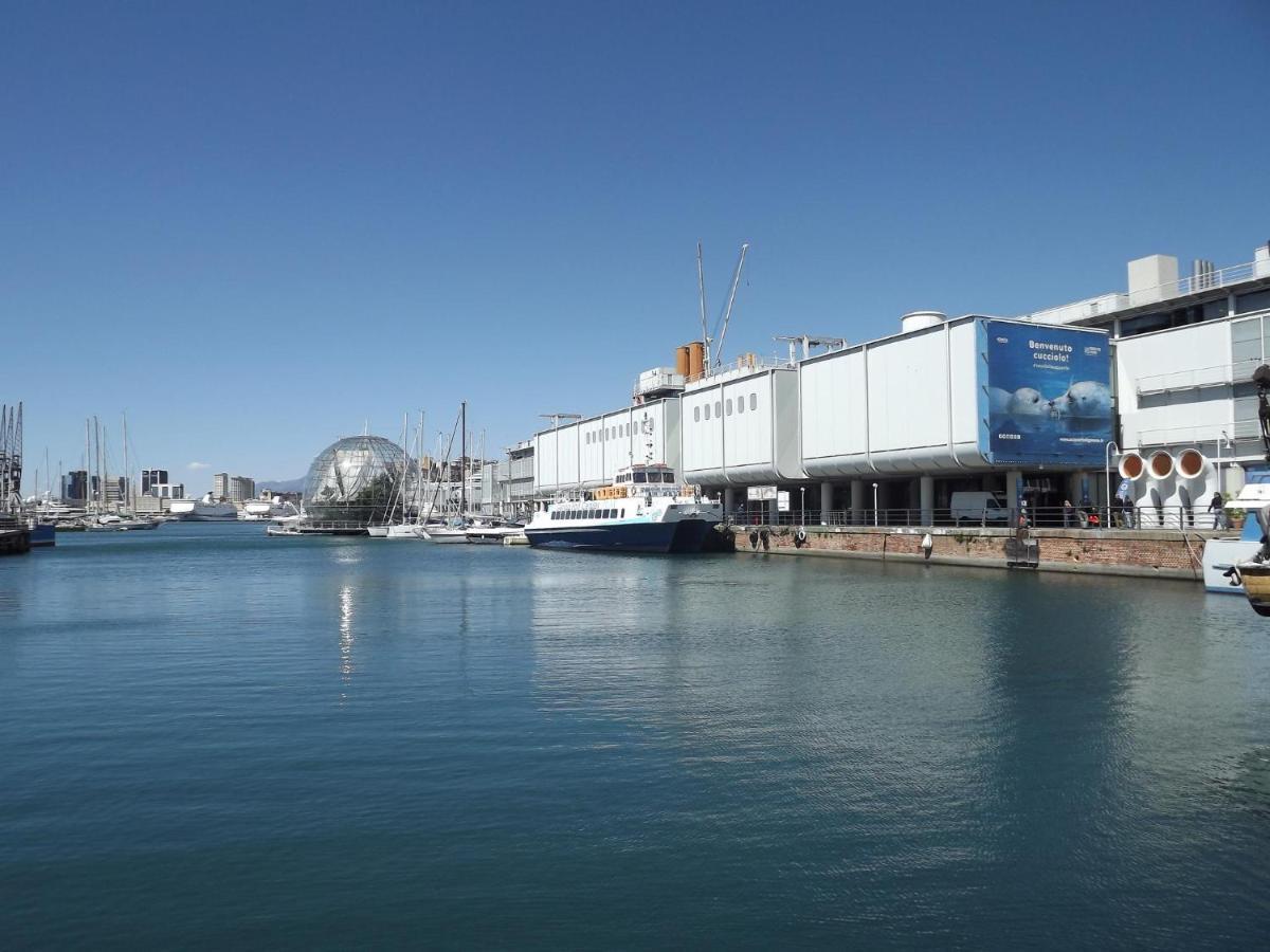 La Casa Di Titta By Holiday World Genoa Exterior photo